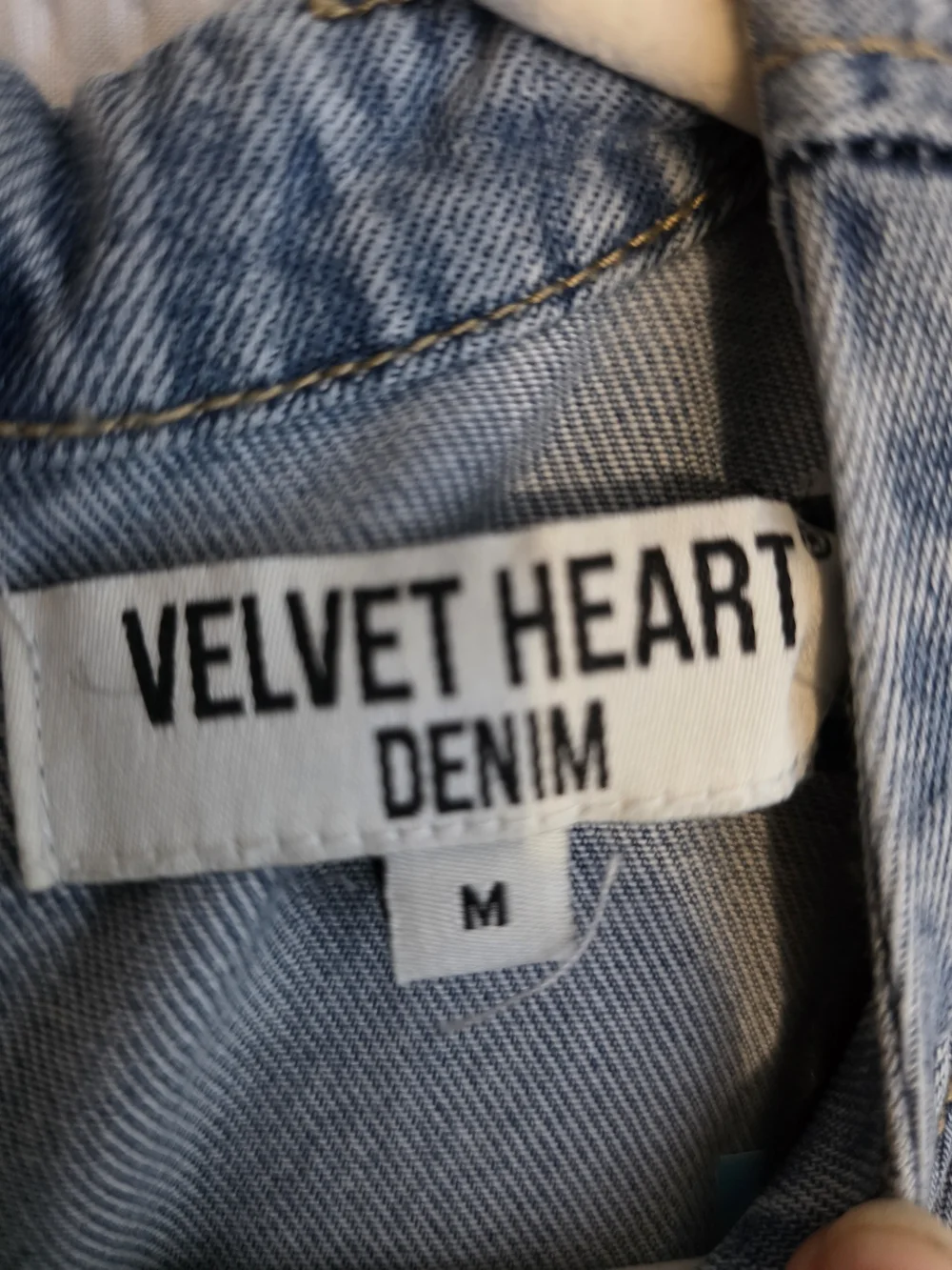 Velvet Heart Light Blue Denim Top - Picture 4 of 7
